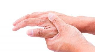 Artritis reumatoide ¿Qué es? ¿Cómo tratarla? Artritis reumatoide ¿Qué es? ¿Cómo tratarla?