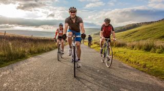 ¿Es bueno hacer bicicleta para la espalda?