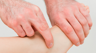 Esguince de tobillo. Fisioterapia y evidencia científica Esguince de tobillo. Fisioterapia y evidencia científica