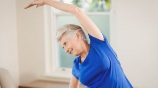Ejercicios para disminuir los factores de riesgo del acuñamiento vertebral