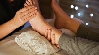 Qué es la reflexoterapia, para que sirve y como funciona