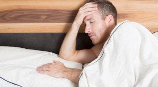 ¿Sufres dolor al despertarte? El papel del sistema nervioso y la rigidez matutina