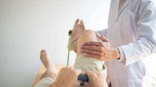 Tendinitis Rotuliana: Ejercicios, Fisioterapia y Nutrición para una Recuperación Completa