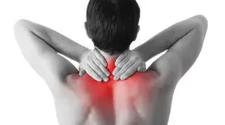 Contractura de hombros y cervical. ¿Cómo influyen los nervios y el estrés? Contractura de hombros y cervical. ¿Cómo influyen los nervios y el estrés?