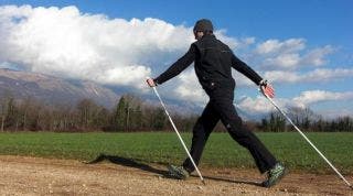 Nordic walking o marcha nórdica. Qué es, orígen, beneficios y cómo practicarla