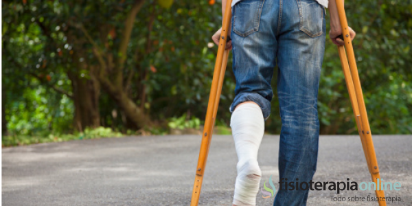 ¿Cómo usar las muletas en caso de fracturas de tibia?