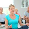 Qué es la Osteoporosis y como pueden ayudarte el Yoga y el pilates para tener huesos fuertes