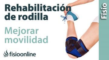 Ejercicio de movilidad de la rehabilitación de rodilla