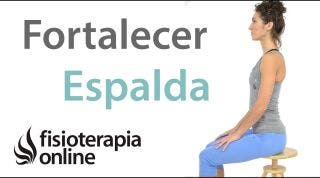 Fomentar el arco lumbar o lordosis para fortalecer tu espalda.